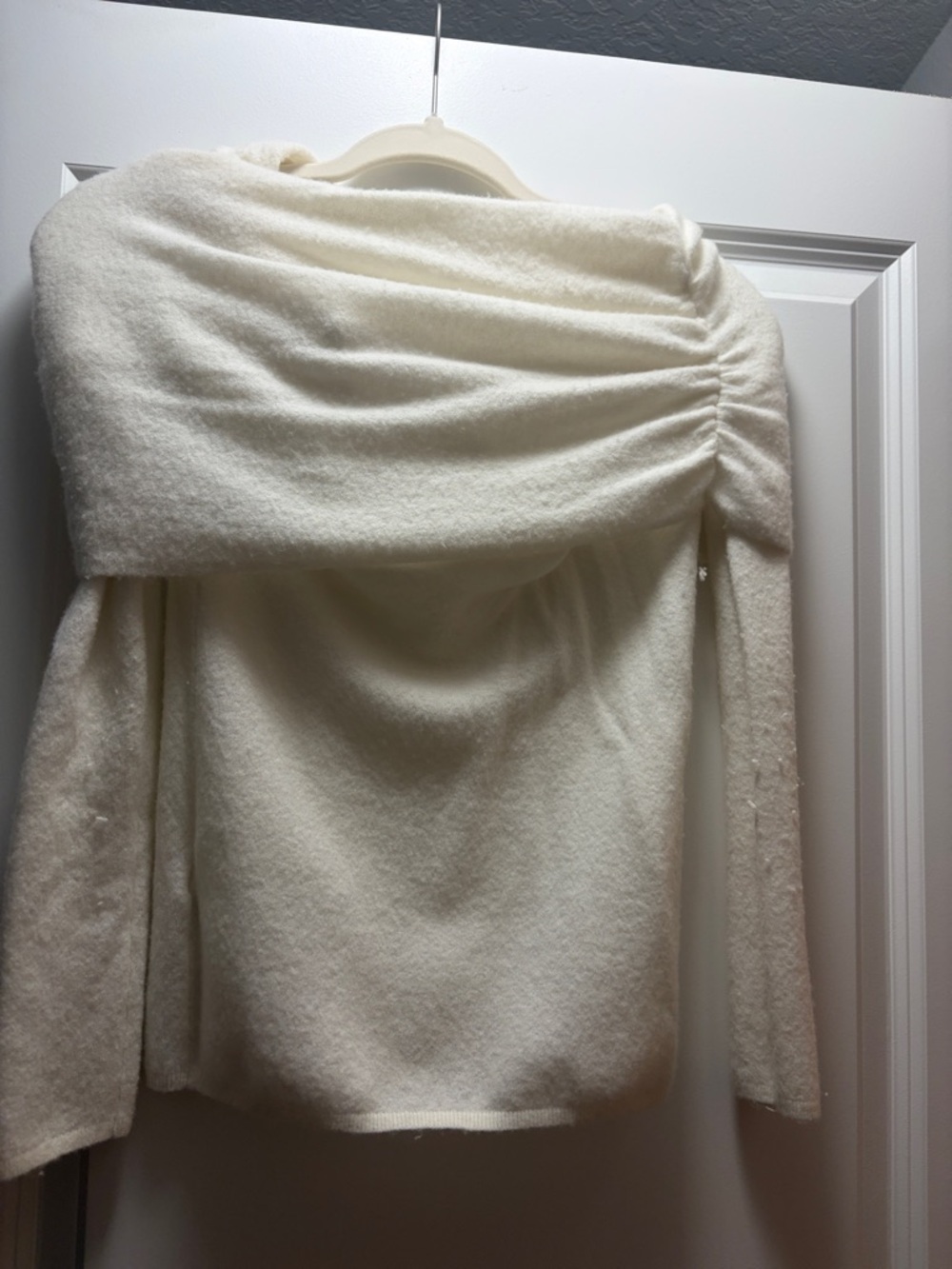 Abercrombie & Fitch Cream Off-Shoulder Knit Sweater
